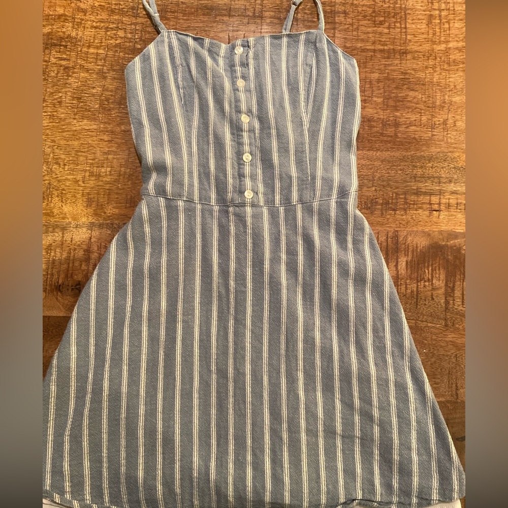 Hollister dress. Excellent used condition.